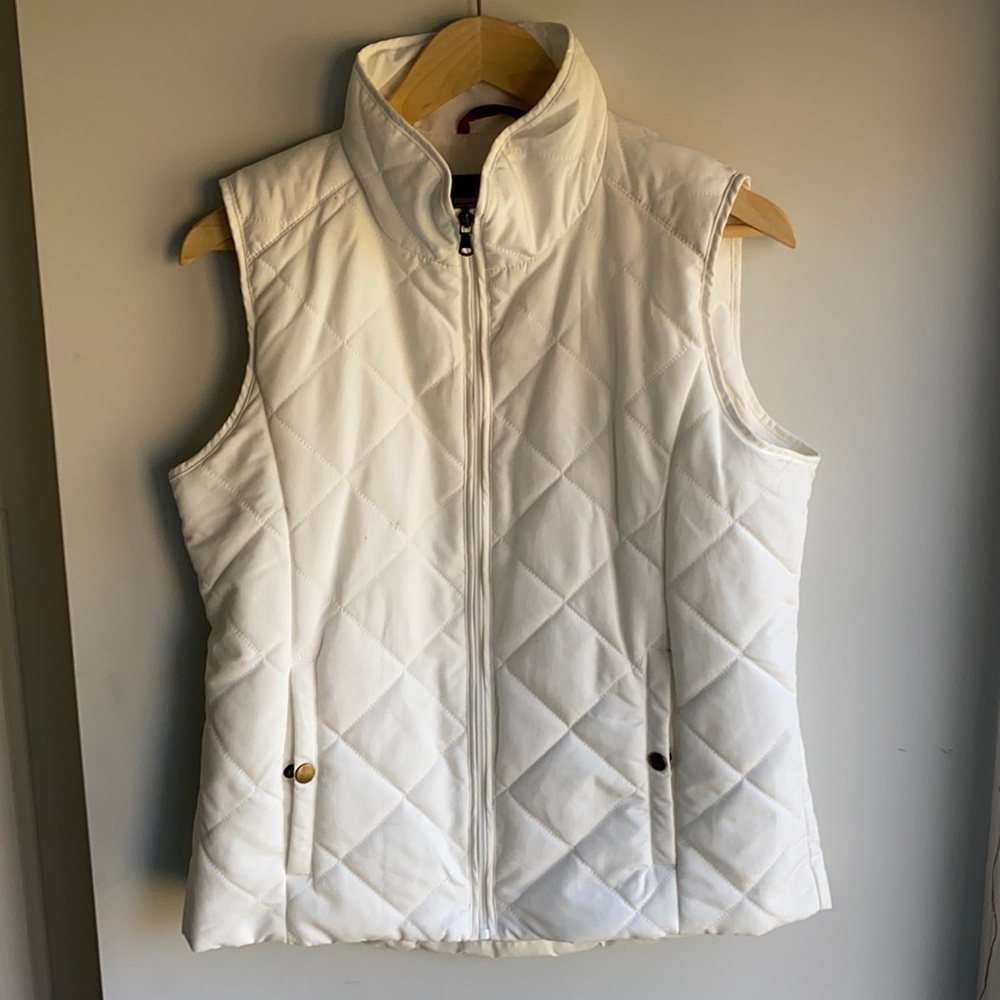 •Vest•